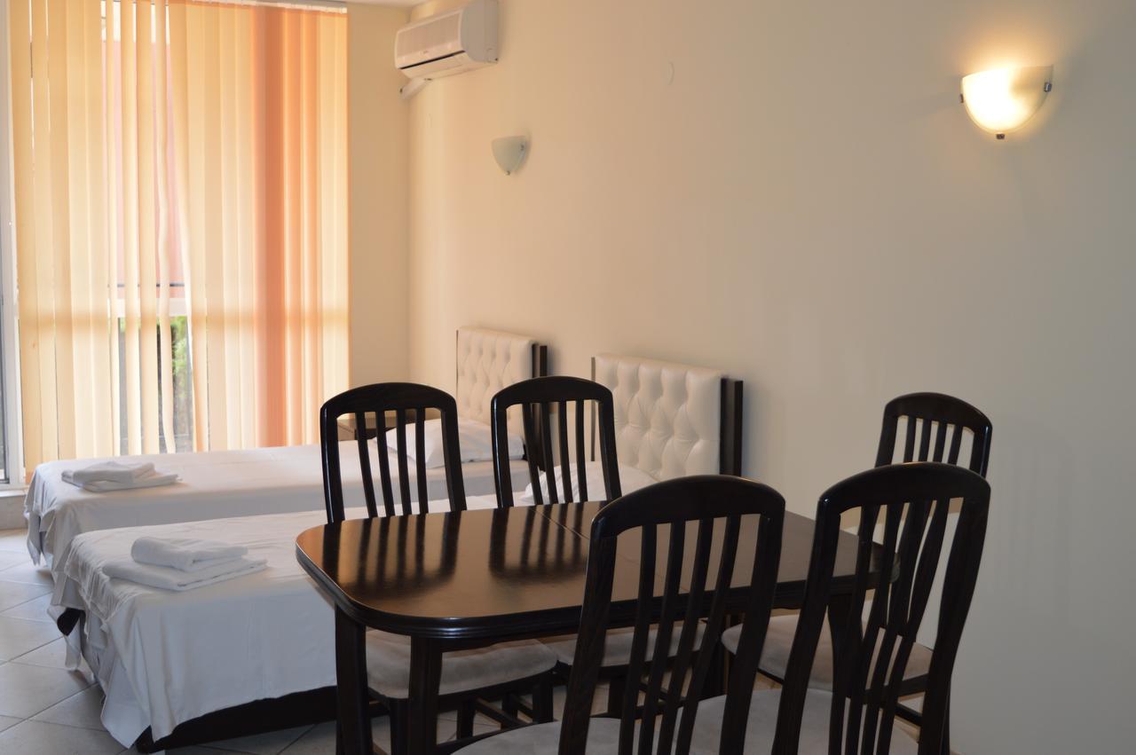 Aparthotel Bratanov Sunset Beach 4 Slantschew brjag Exterior foto