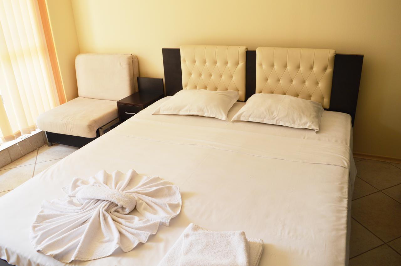 Aparthotel Bratanov Sunset Beach 4 Slantschew brjag Exterior foto